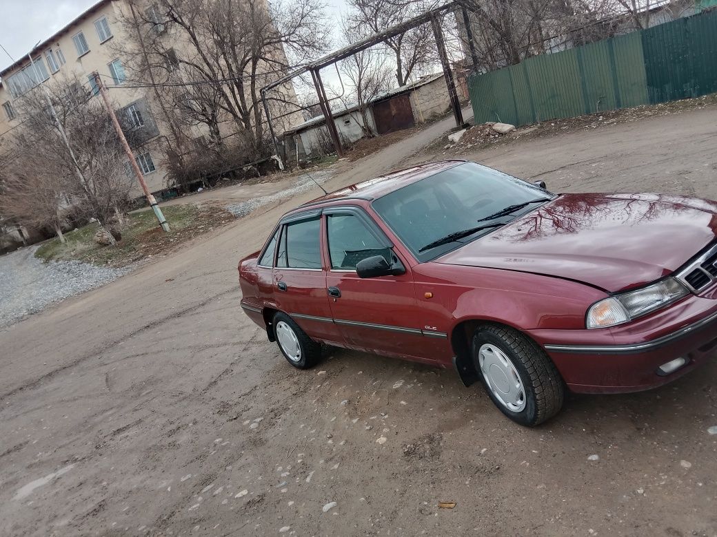 Нексия 2006,в хорошем состояние,матор каропка находу