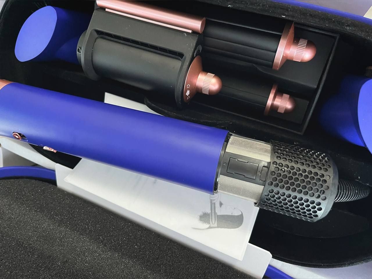 Dyson airwrap complete long gift edition стайлер 1300 W