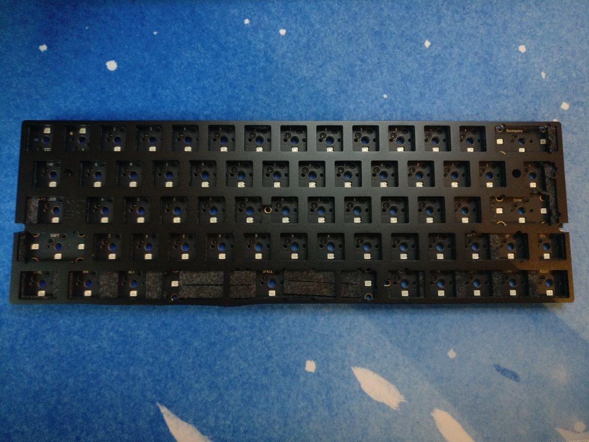 база для кастомной механической клавиатуры на tofu60