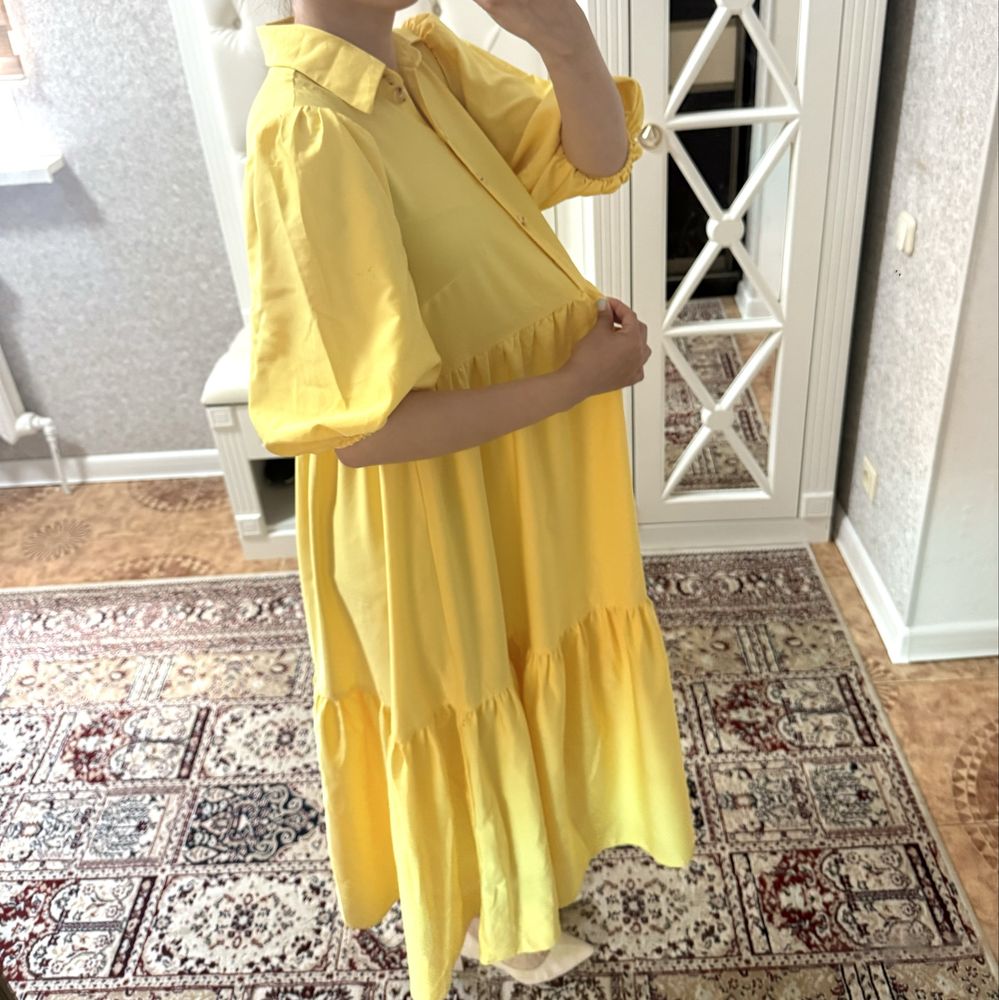 Продам платье яркое