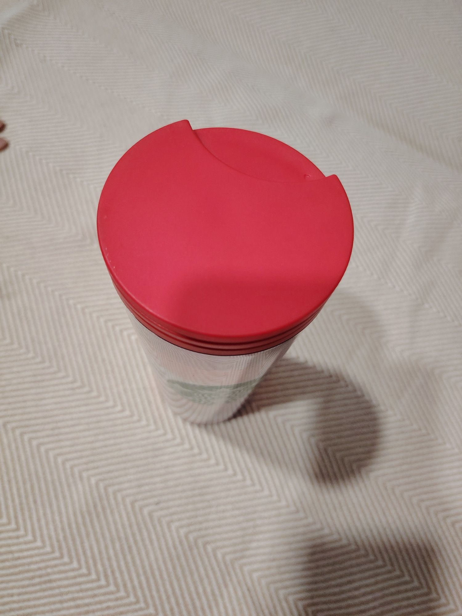 Бутылка Starbucks