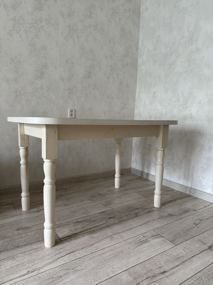 Стол 80*120 в хорошем состоянии