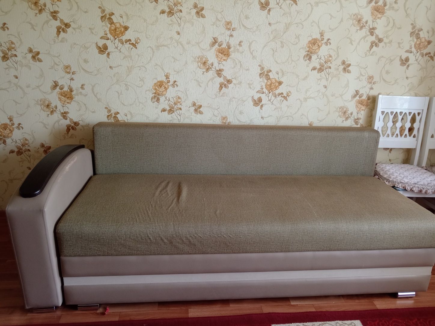 Продам диван 1.80