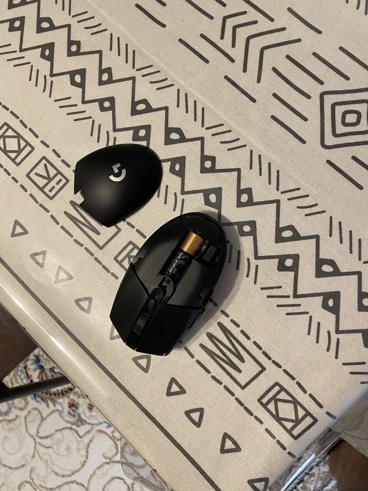 Logitech G304 беспроводная мышь для компьютера.