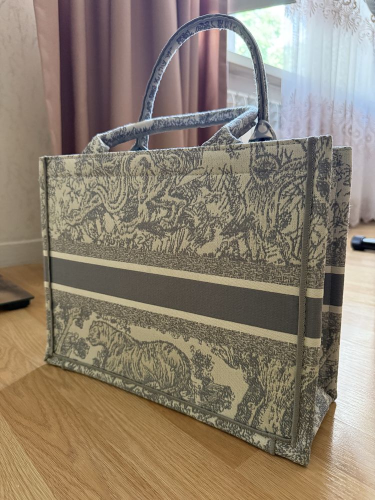 Сумка christian dior