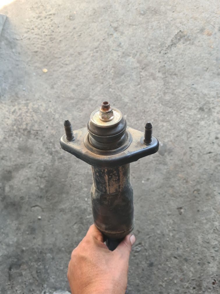 Продам чашку на хонда одиссей