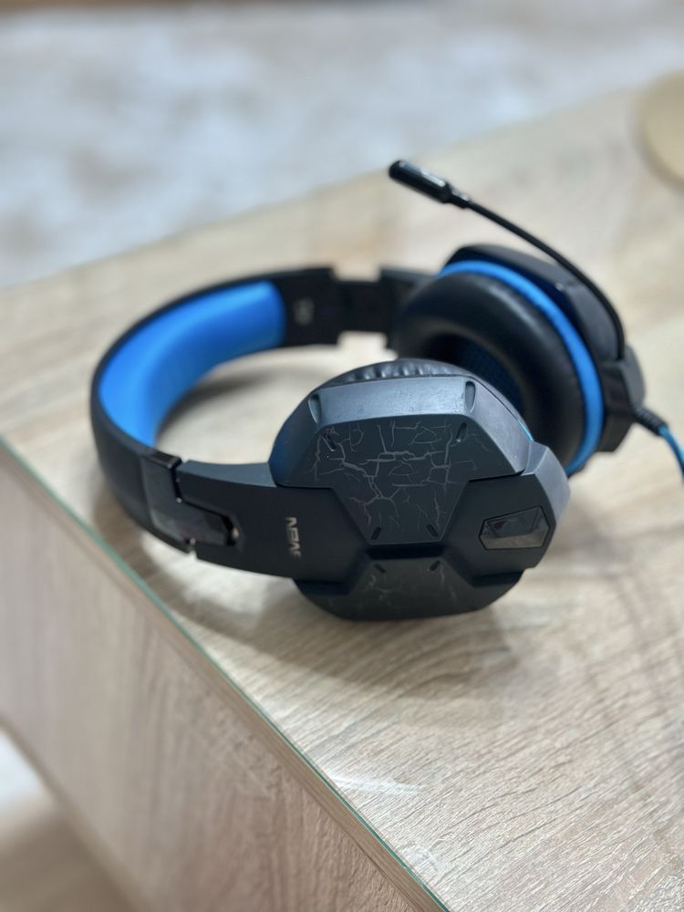 Наушники SVEN AP-U980MV черный