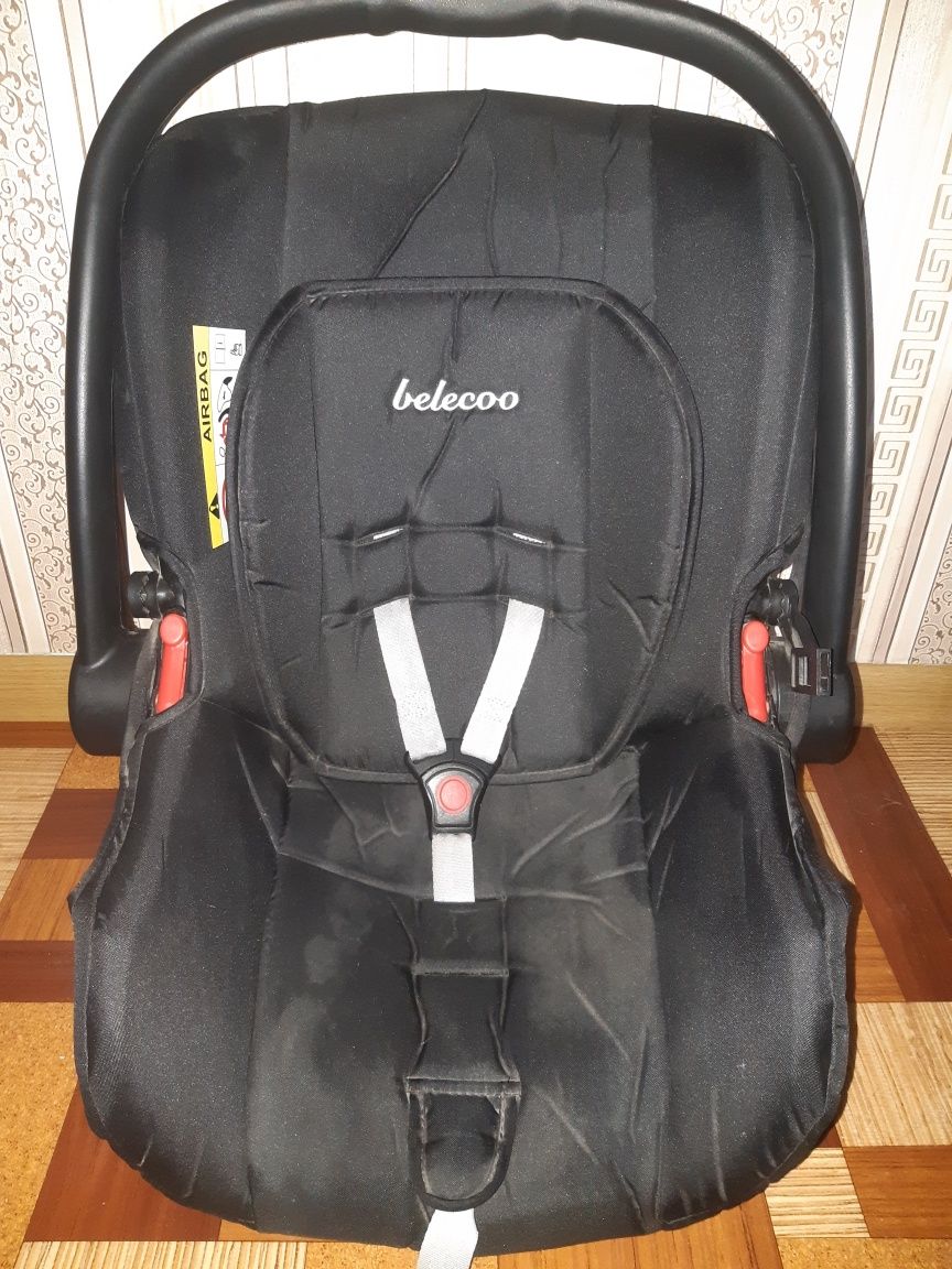 Продам переноску и авто кресло  2в1