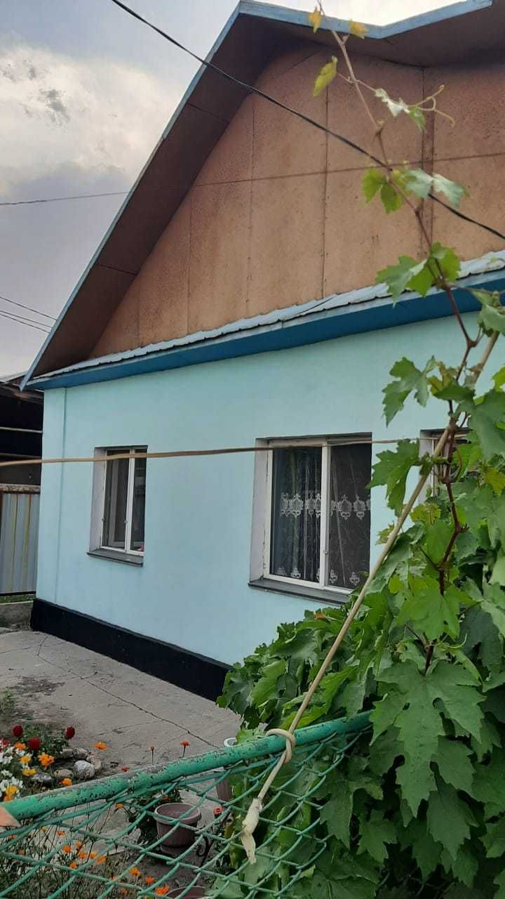 Срочно продается дом. Мебель оставлю в подарок.
