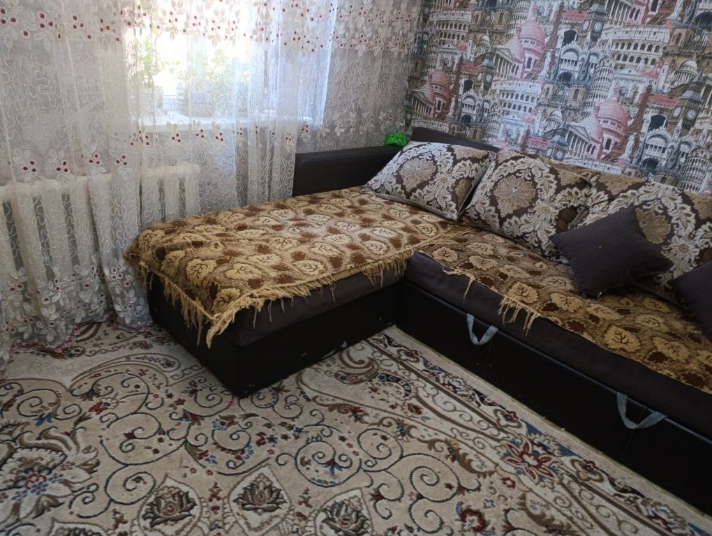 Диван угловой. Раскладывать