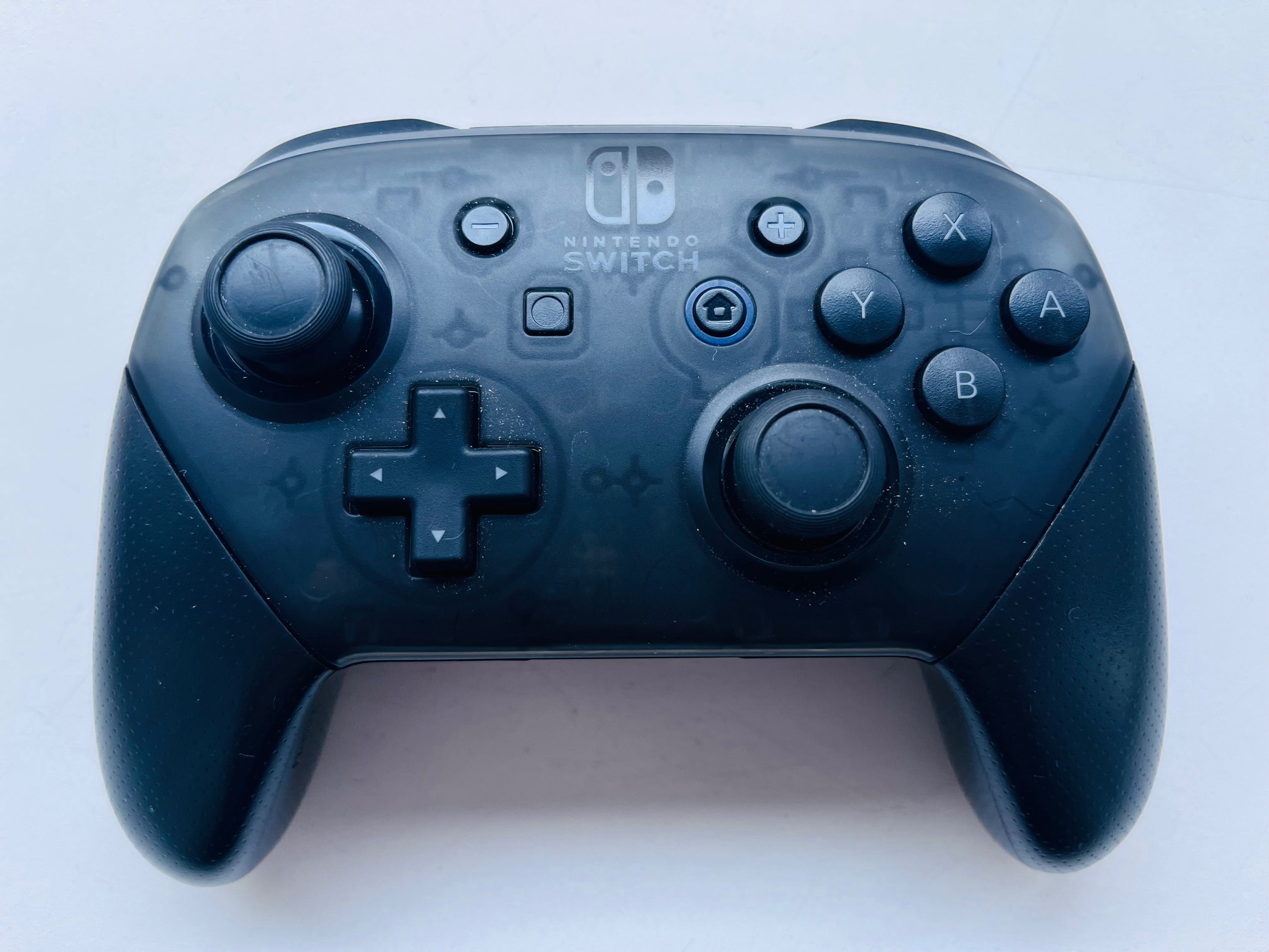 Nintendo Switch Pro Controller, NES Switch Online Controller