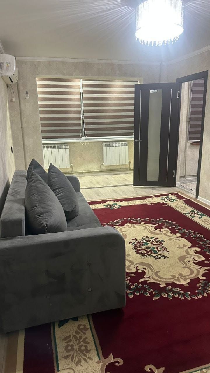 Центре 2х комнатная квартира 2 этаж Туркистанска Кунаева