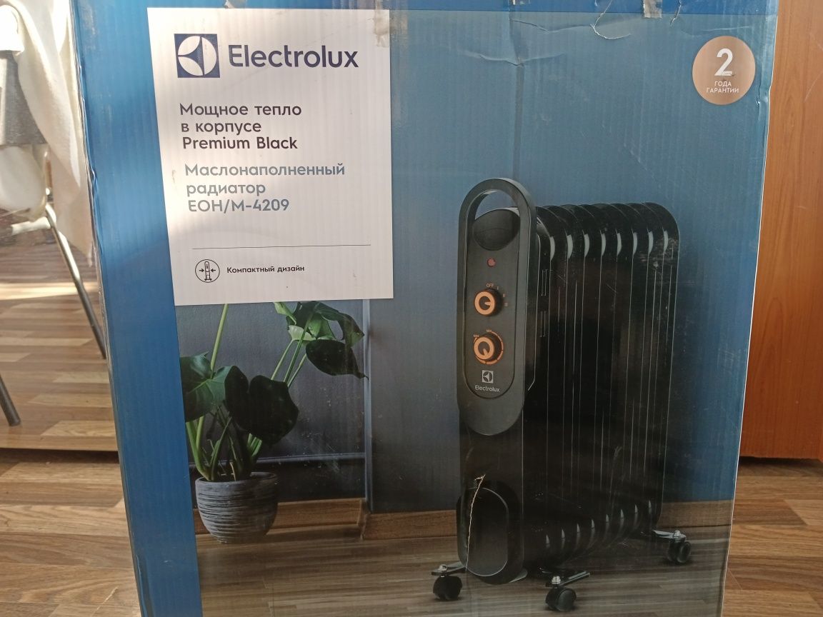 Обогреватель ,Oil- radiator EOH/M-4209