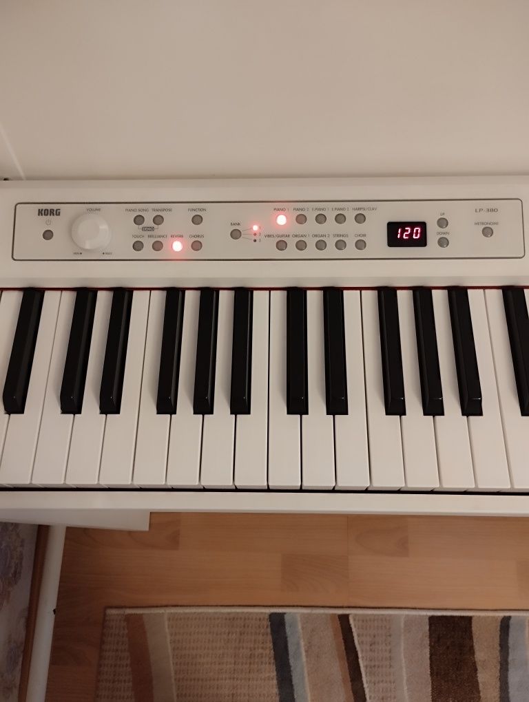 Пианино Korg LP-380