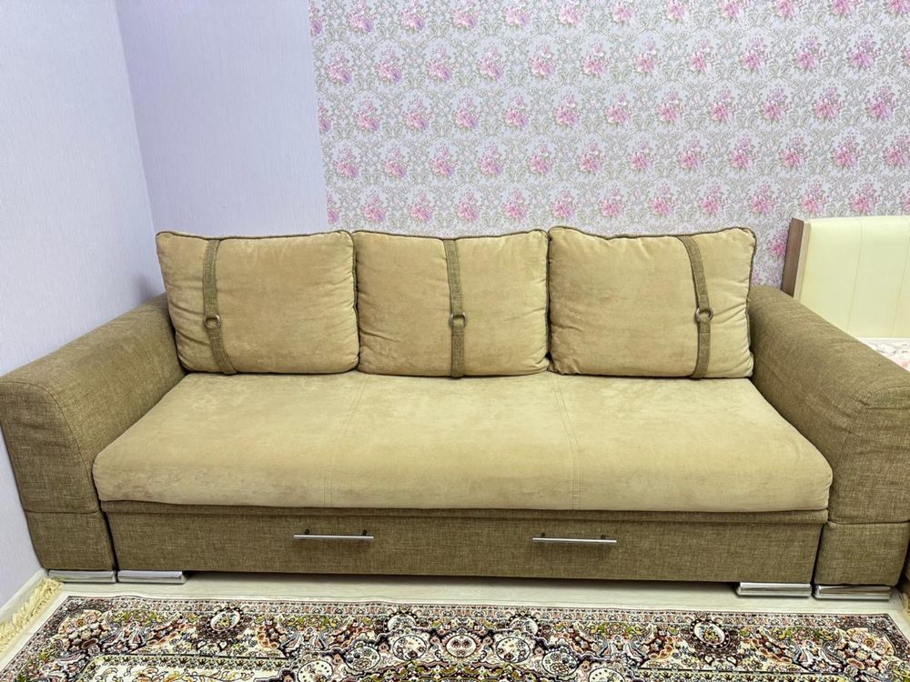 Диван 2,40*0,95 жақсы күйде