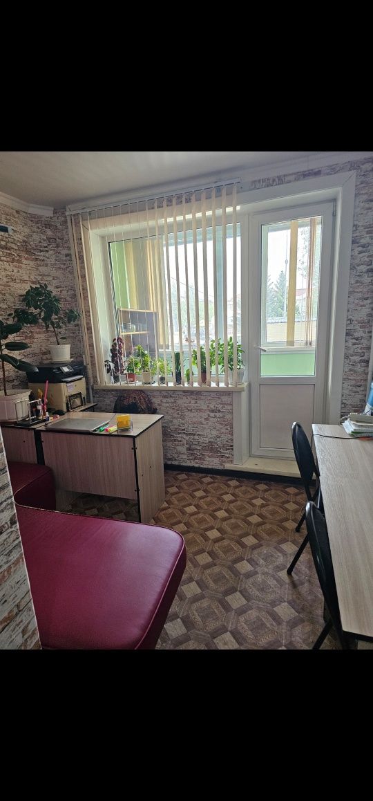 Продам столы для офиса
