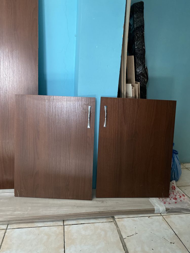 Продам дверчики на шкаф
