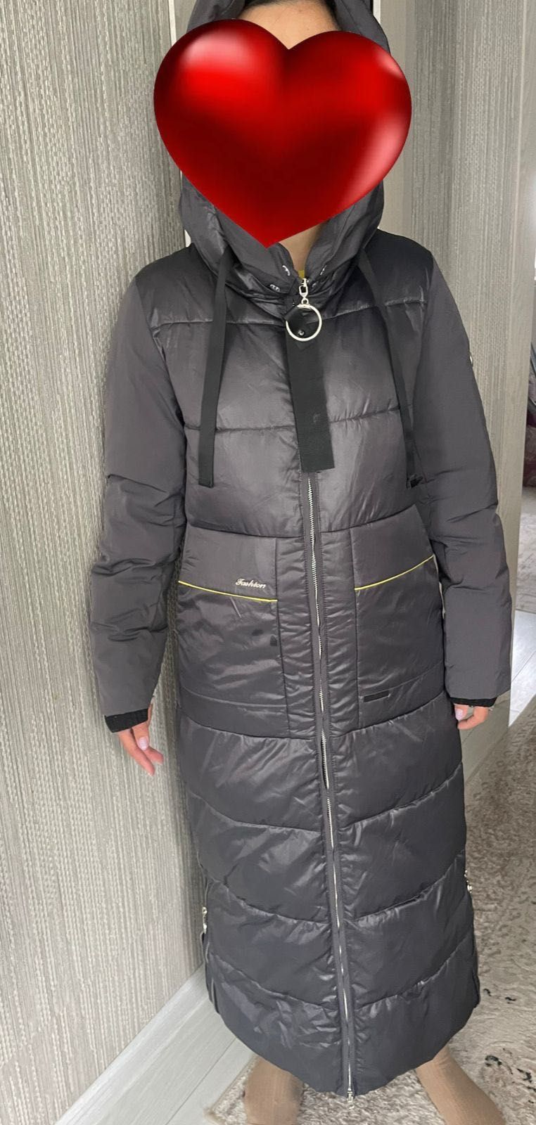 Продам зимним пуховик