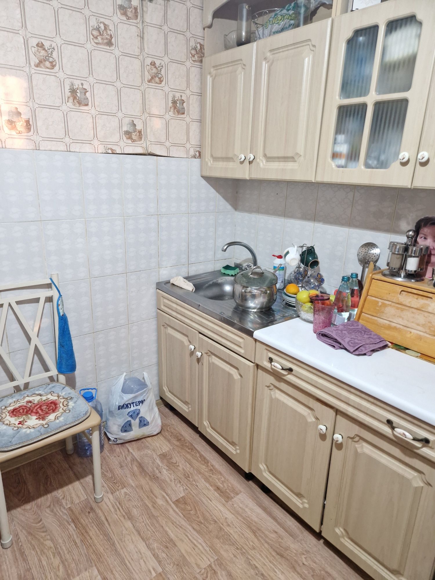 Продам 2-х.комн.кв. районе  Сазда,Б.Ц Мир