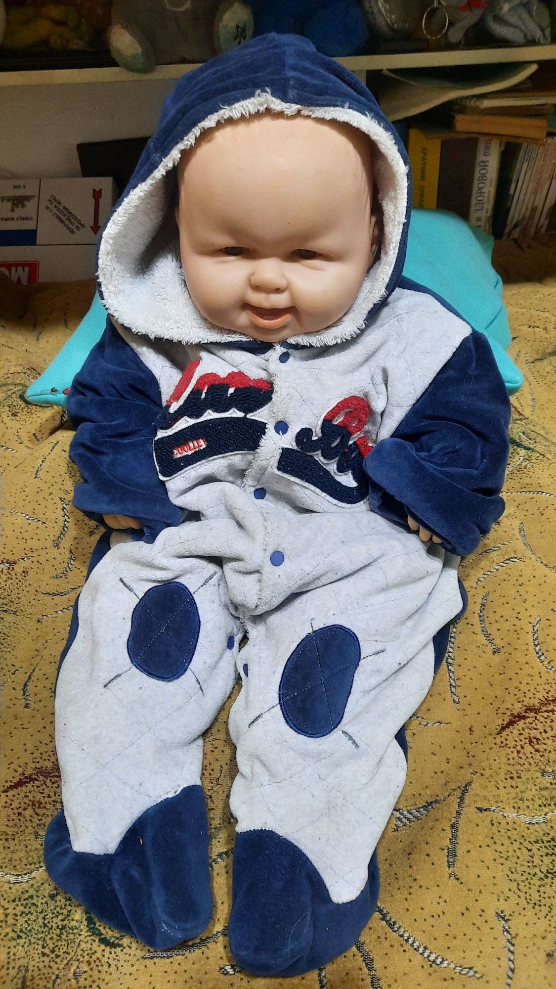 Продам куклу большую .б/у в хорошем состояние .