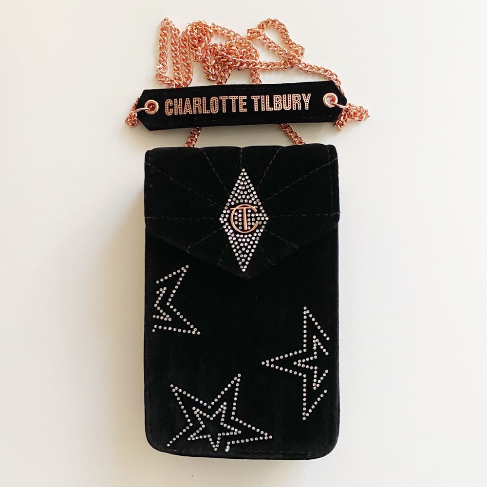 В наличии! Косметичка Charlotte Tilbury
