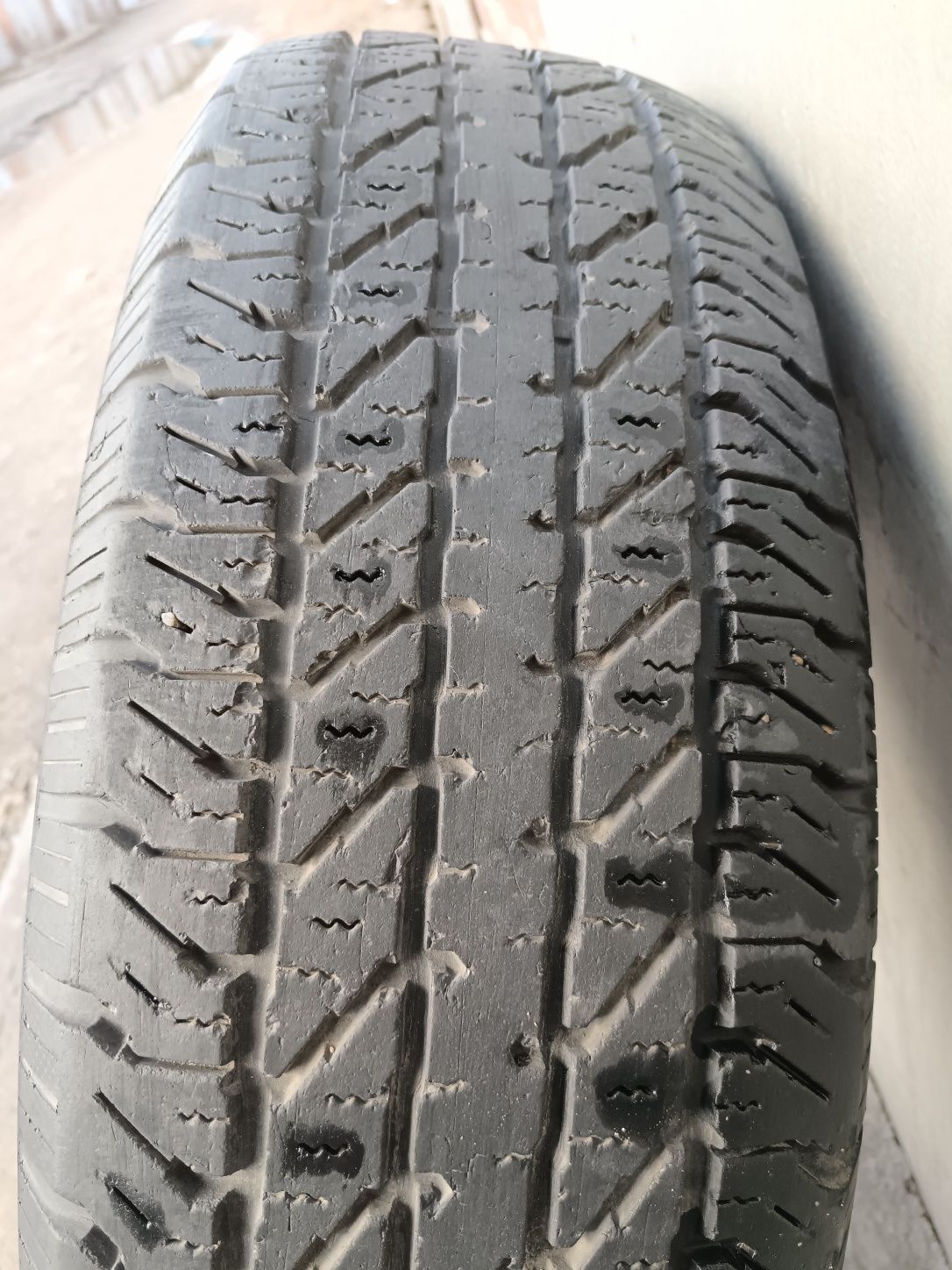 Продам 1 шину Cooper Discoverer H/T P 235/75R16