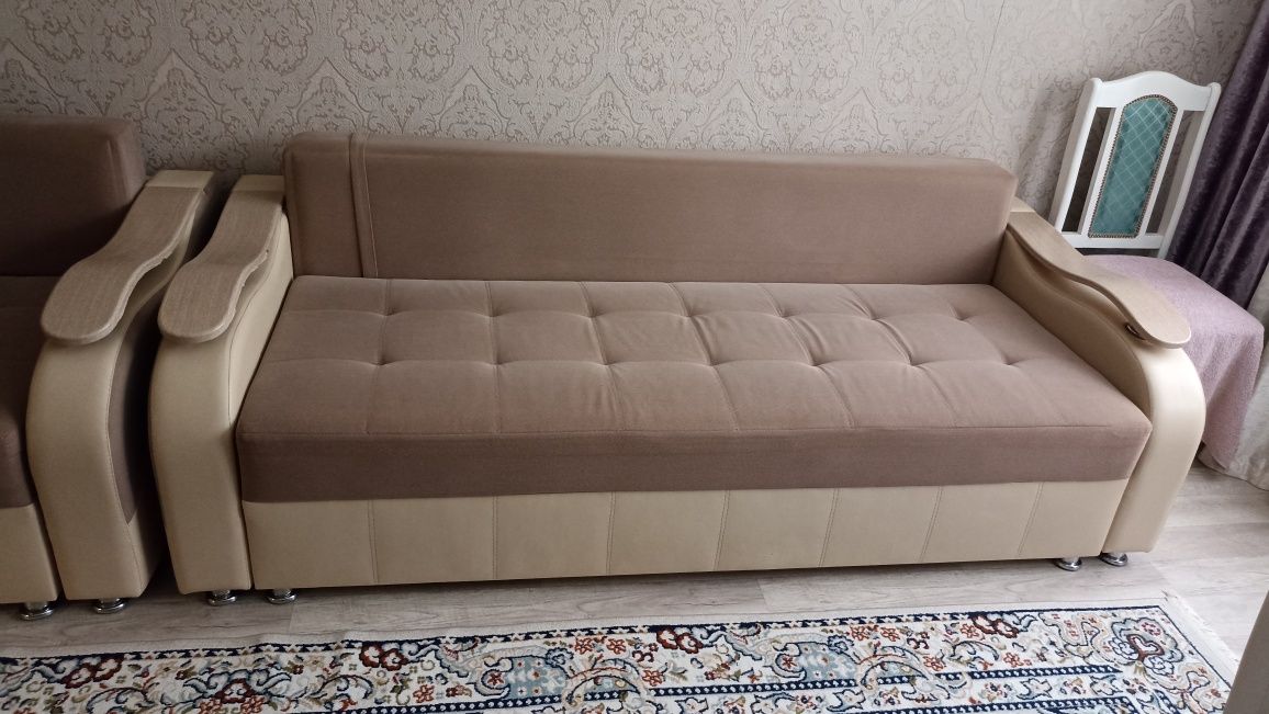 Продаю два дивана