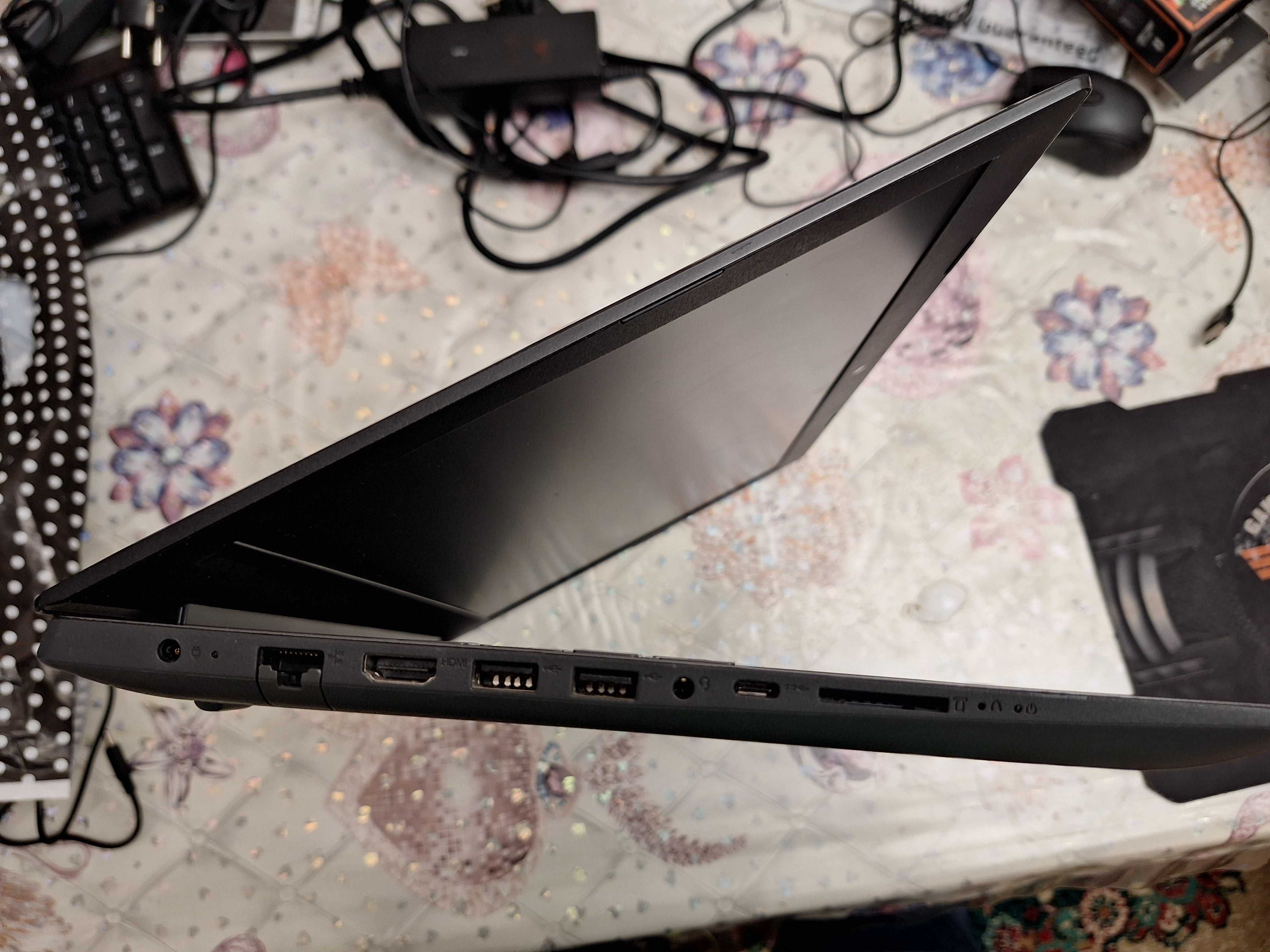 Ноутбук(ультрабук) Lenovo i3-7020U cpu-2.30 Ghz (4-ядерный)
