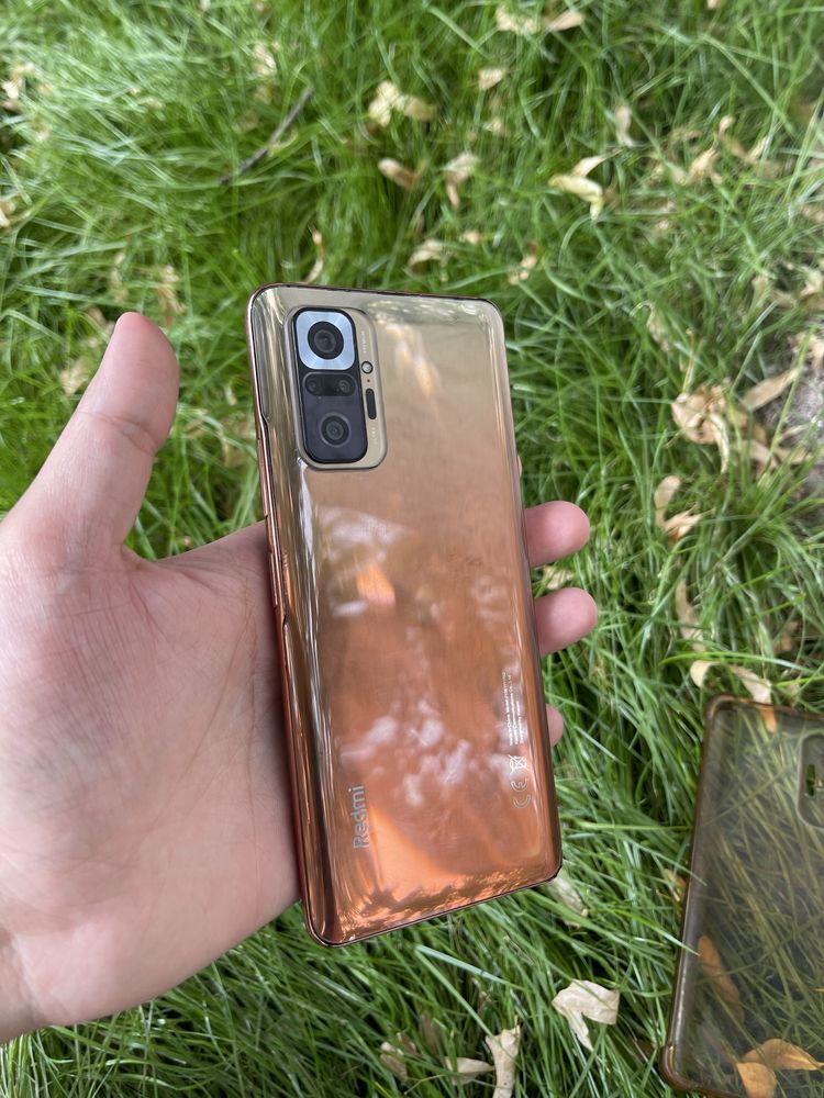 Redmi Note 10 Pro 8/128Gb - В хорошем состоянии