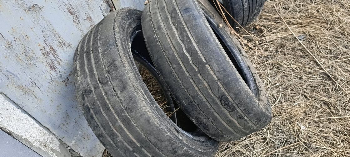 Шины на автомобиль Б/У