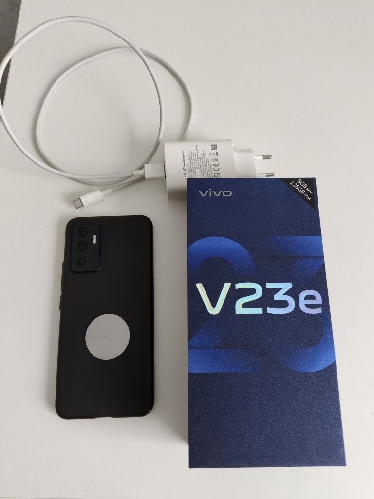 Смартвфон Vivo v23