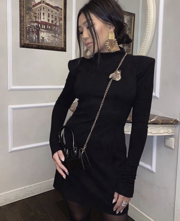 Продам платье Blacky brand, черное как на фото.