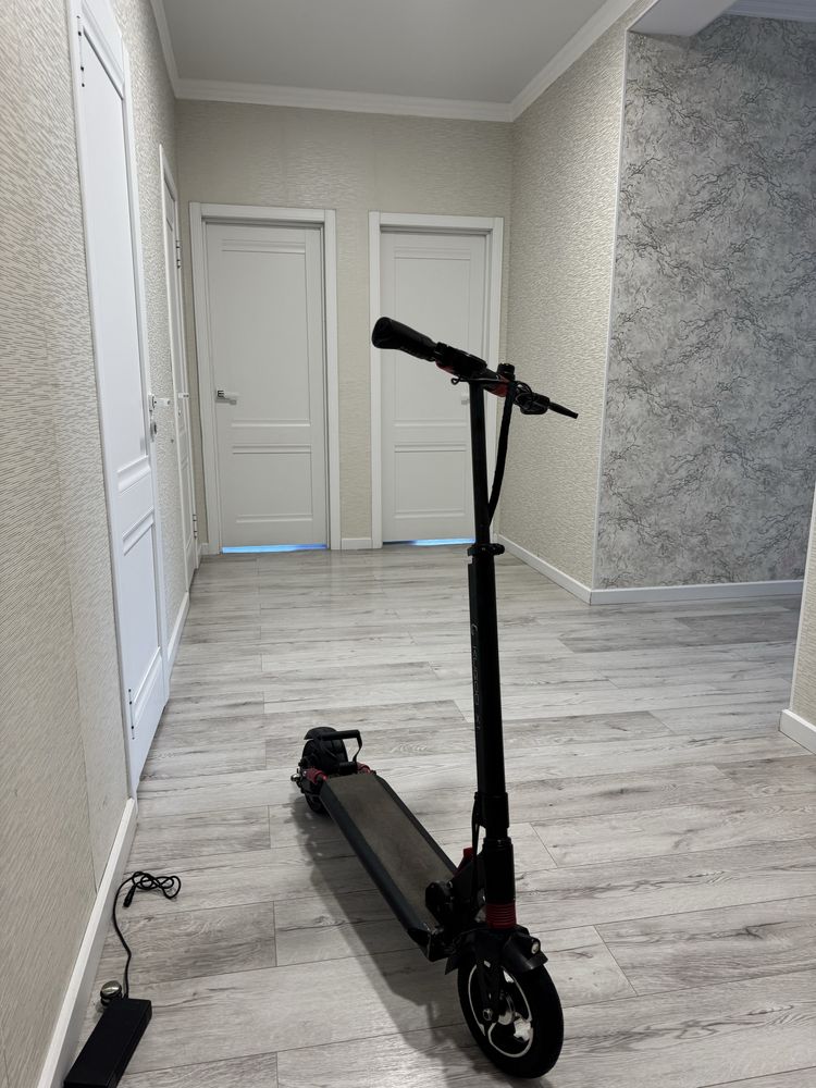 Электросамокат kugoo x1