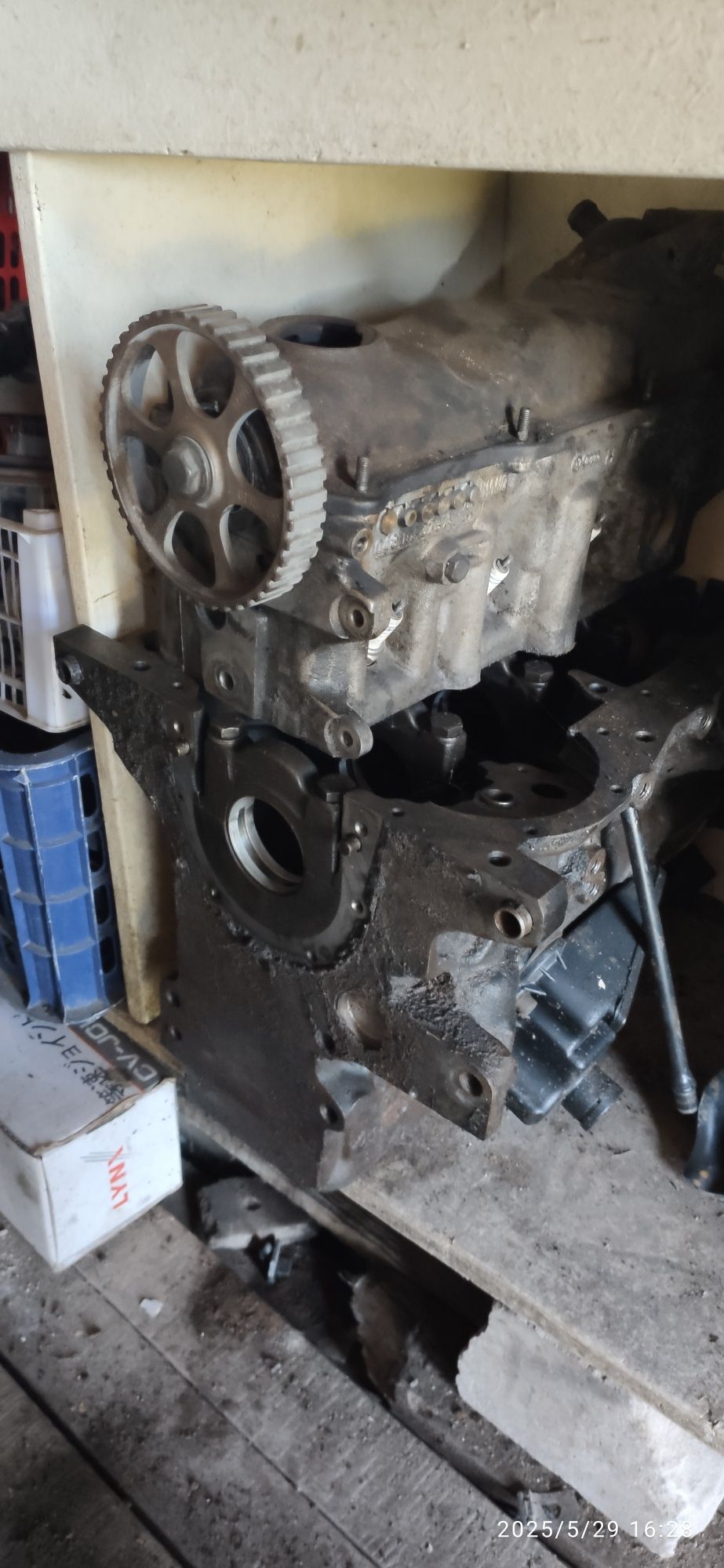 Ауди 100С4 по запчастям