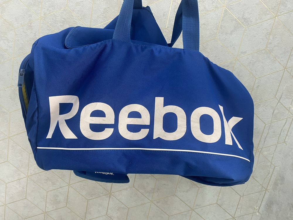 Reebok сумака орегинал