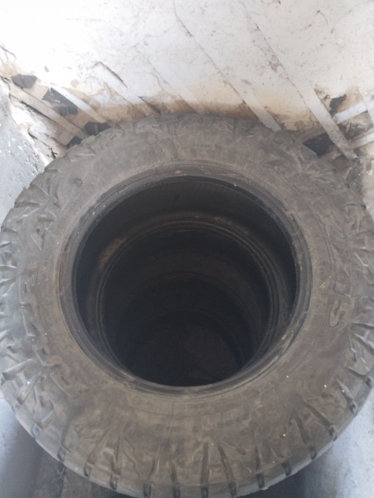 Продам шины 275×65 R17