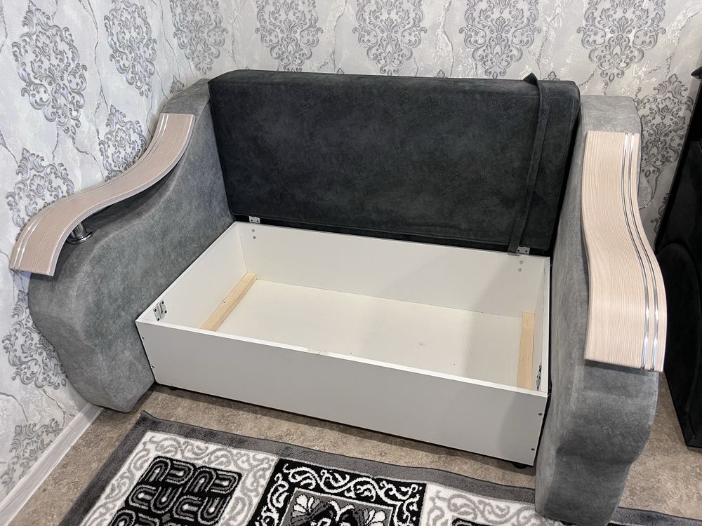 Продам мини диван