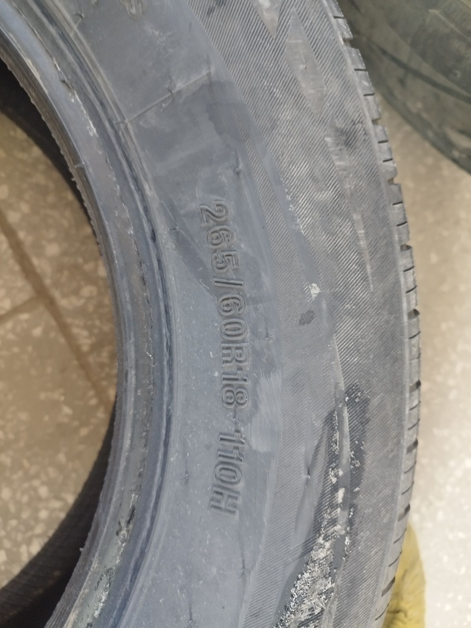 Продам 2 балона на 18