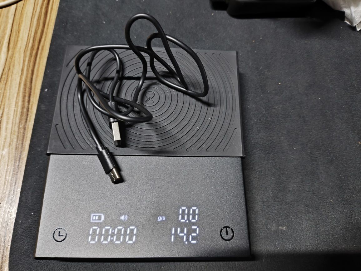 Продам Весы Timemore BlAck Mirror Baslc 2
COFFEE WEIGHING PLATFORM