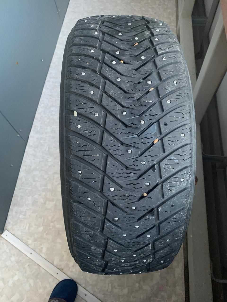 Шины БУ, Yokohama, 215/55 R17, цена за 1 штуку