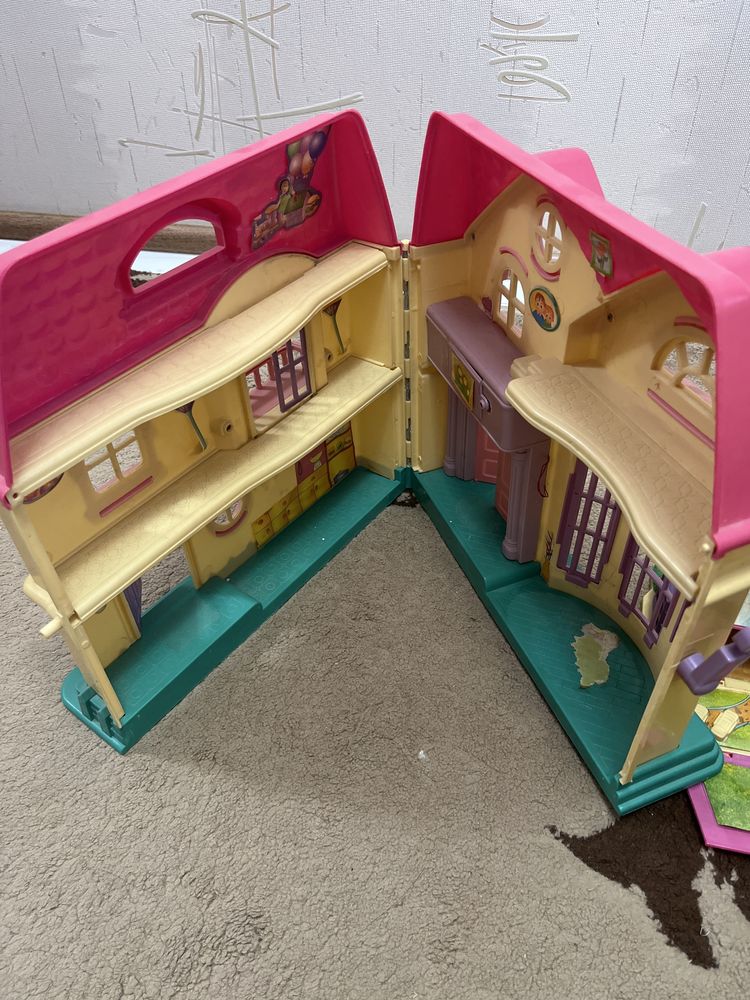 Домики игрушка продается