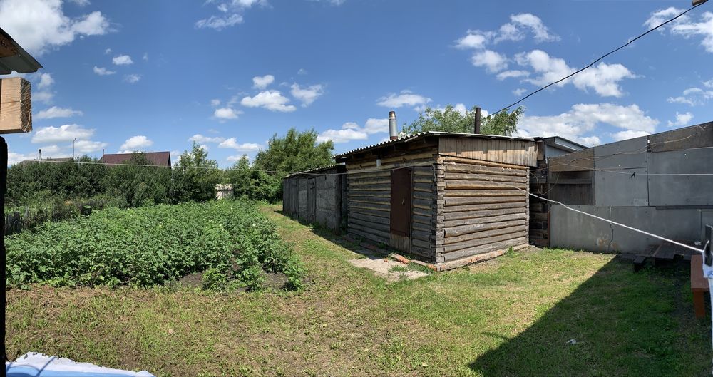 Продам дом в двухквартирном доме