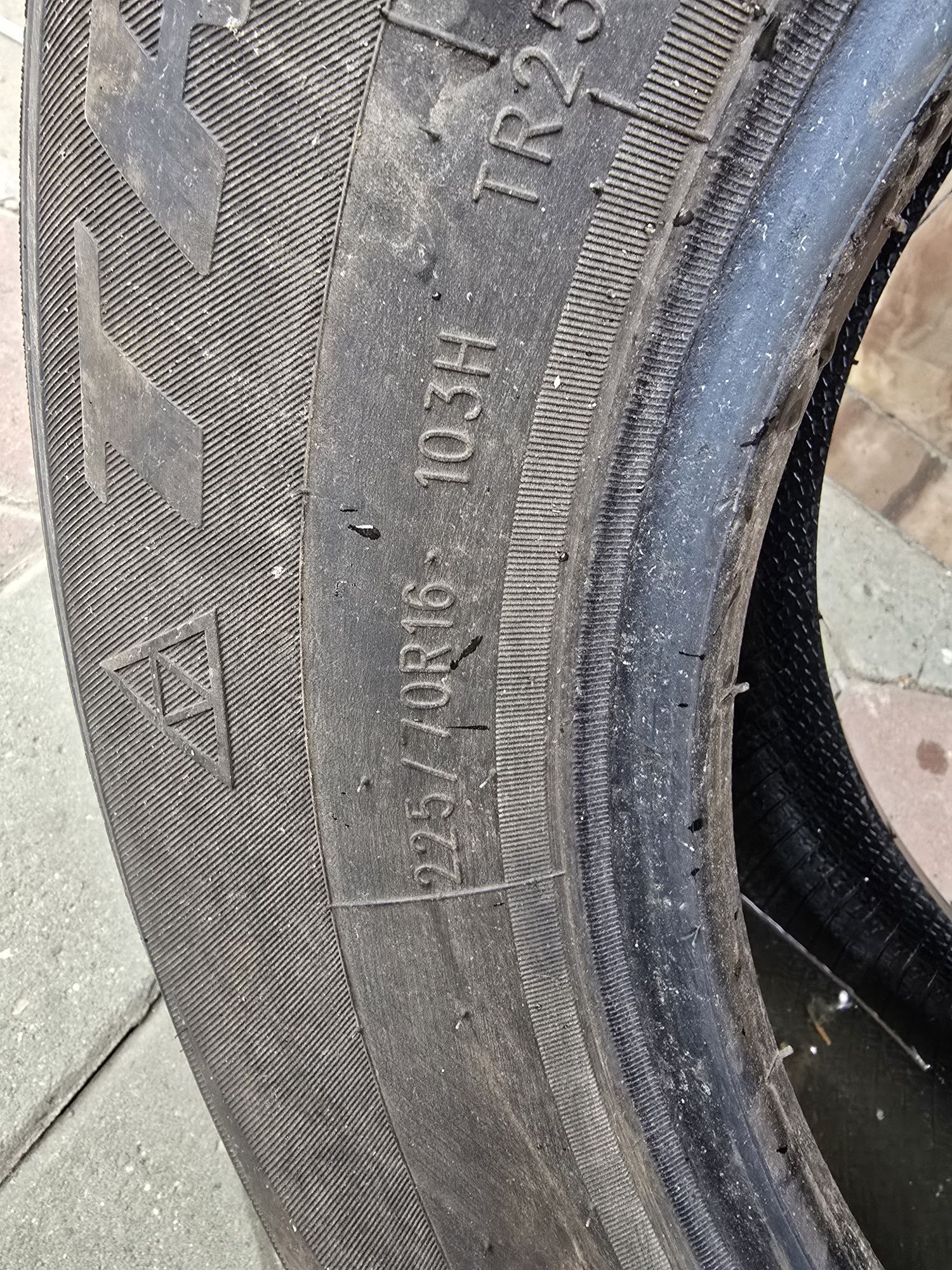 Продам автошины R16