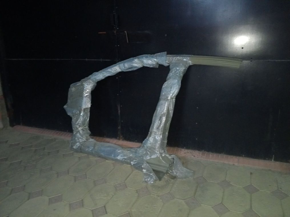 Крыло, боковина на cobalt chevrolett