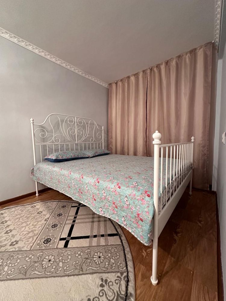 IKEA Кровать 160*200 почти новая