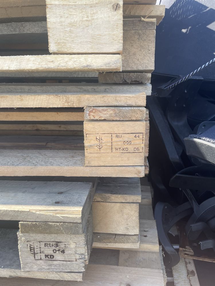 Продам поддоны 120х80см Российские