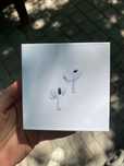 Срочно продам новые airpods pro 2 запечатанные в упаковке ОРИГИНАЛ