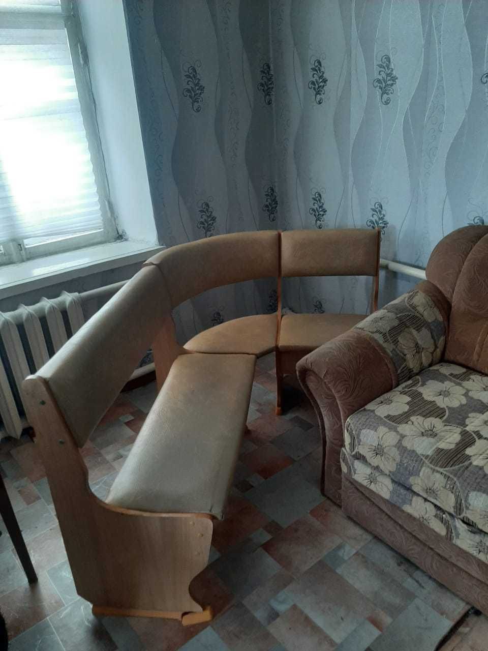 Шкаф,шифоньер,прихожая