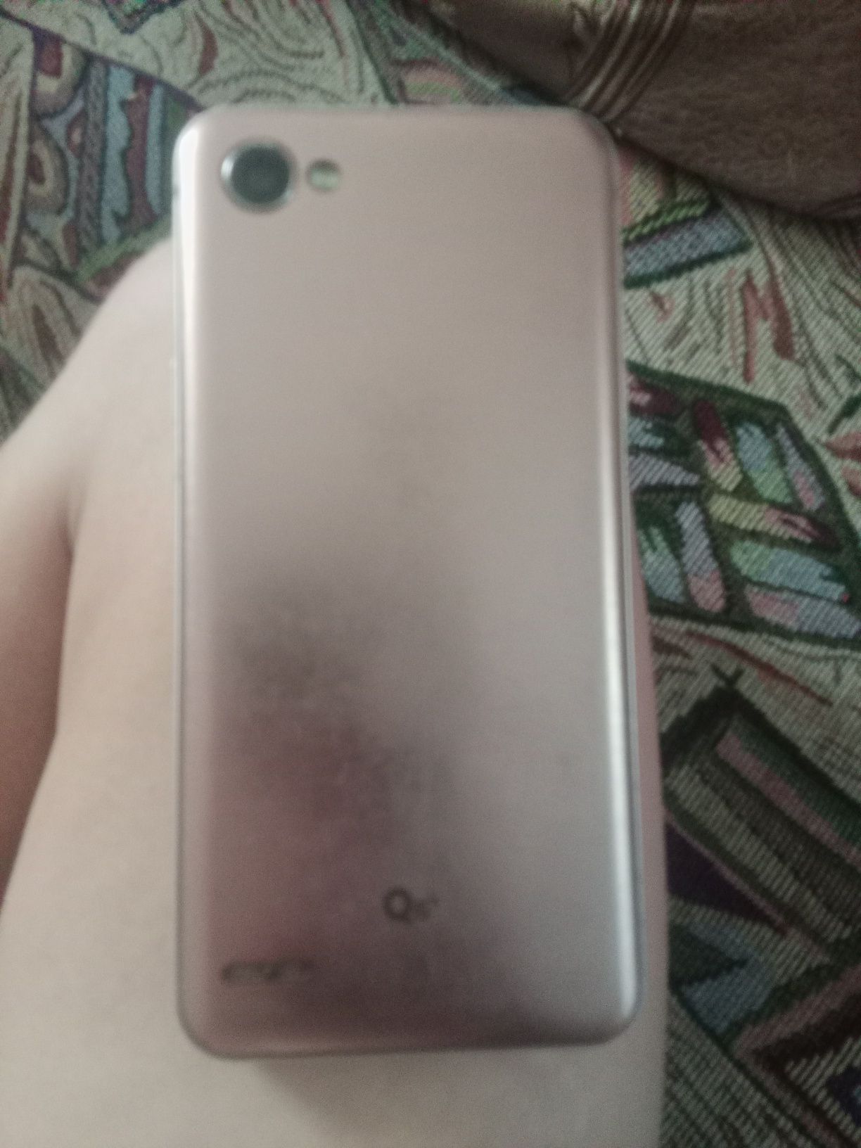 Телефоны:Qб, Samsung,LG,MEIZU, Huawei