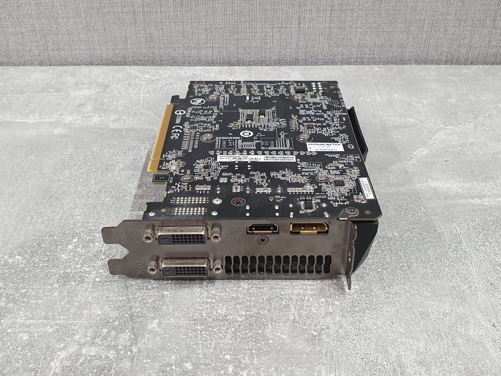 Видеокарта Gigabyte 1060 3 gb